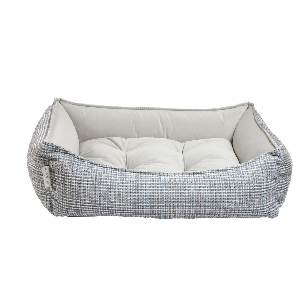 Bowsers Scoop bolstered dog bed in Arctica