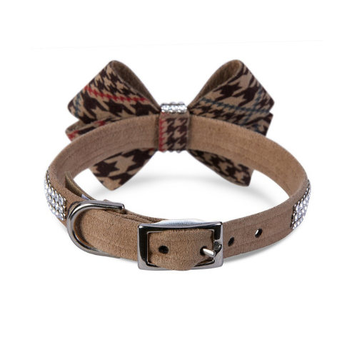 Susan Lanci Giltmore 3 Row Nouveau Bow Collar — Chocolate Houndstooth Buckle View